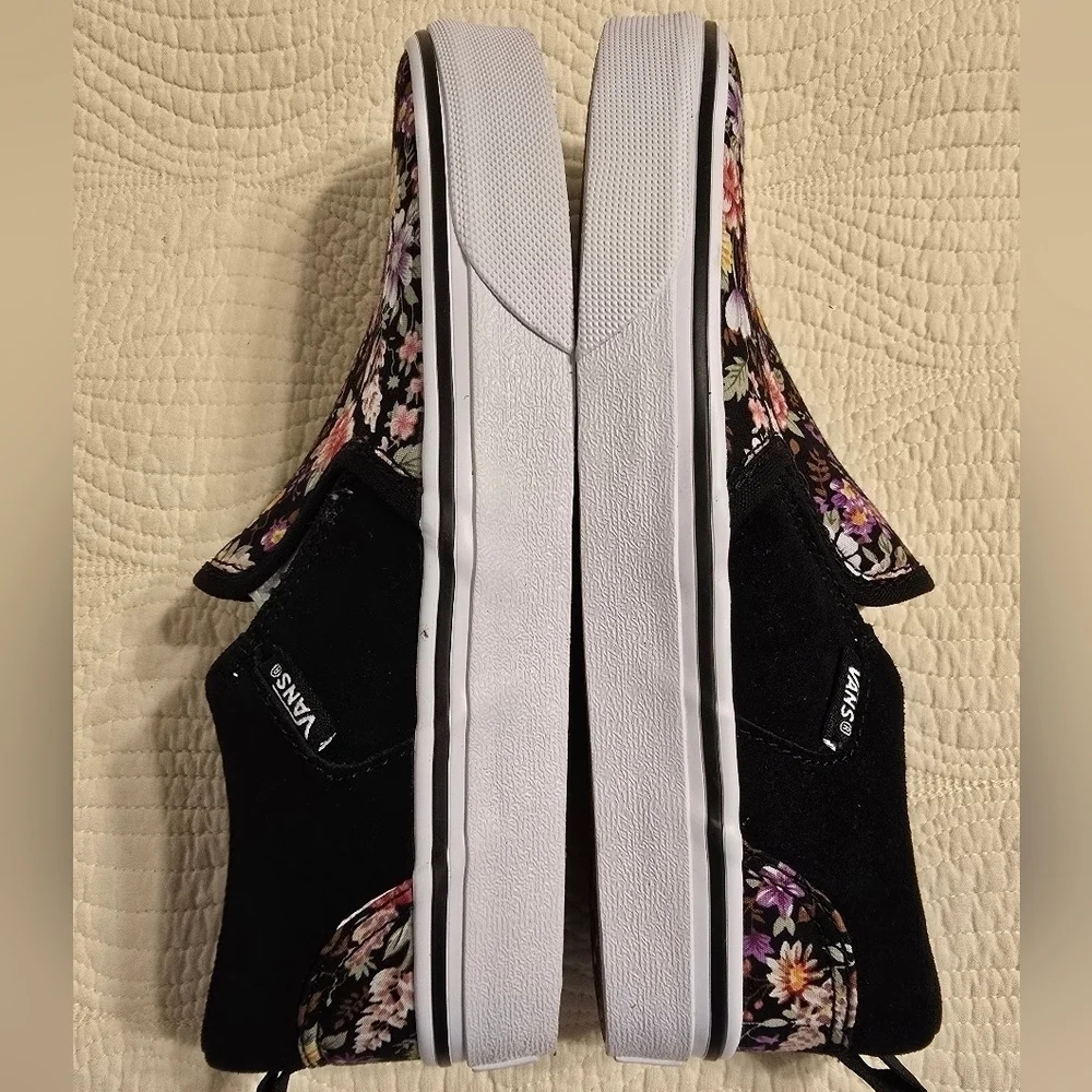 NIB Vans Asher Floral Slip On Sneaker Ladies 5.0, EU 34.5, Kids 3.4